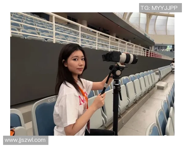 篮球八卦镜头定格瞬间那一幕背后泪水与坚持的故事