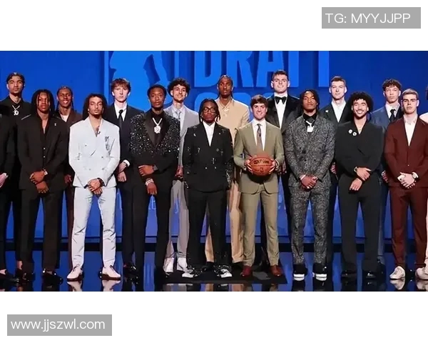 NBA球队新秀培养体系与典型案例研究及发展模式探讨