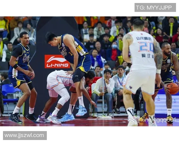 球星绯闻今日状态爆棚，全场最佳当之无愧！