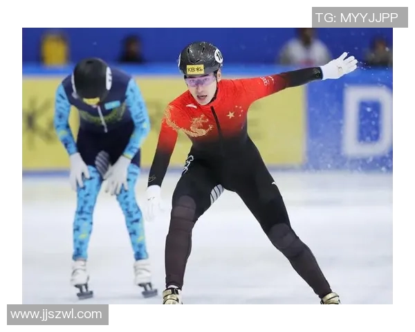 中国选手包揽短道速滑世界杯前三,场馆欢呼雷动 中国选手包揽短道速滑世界杯前三,场馆欢呼雷动